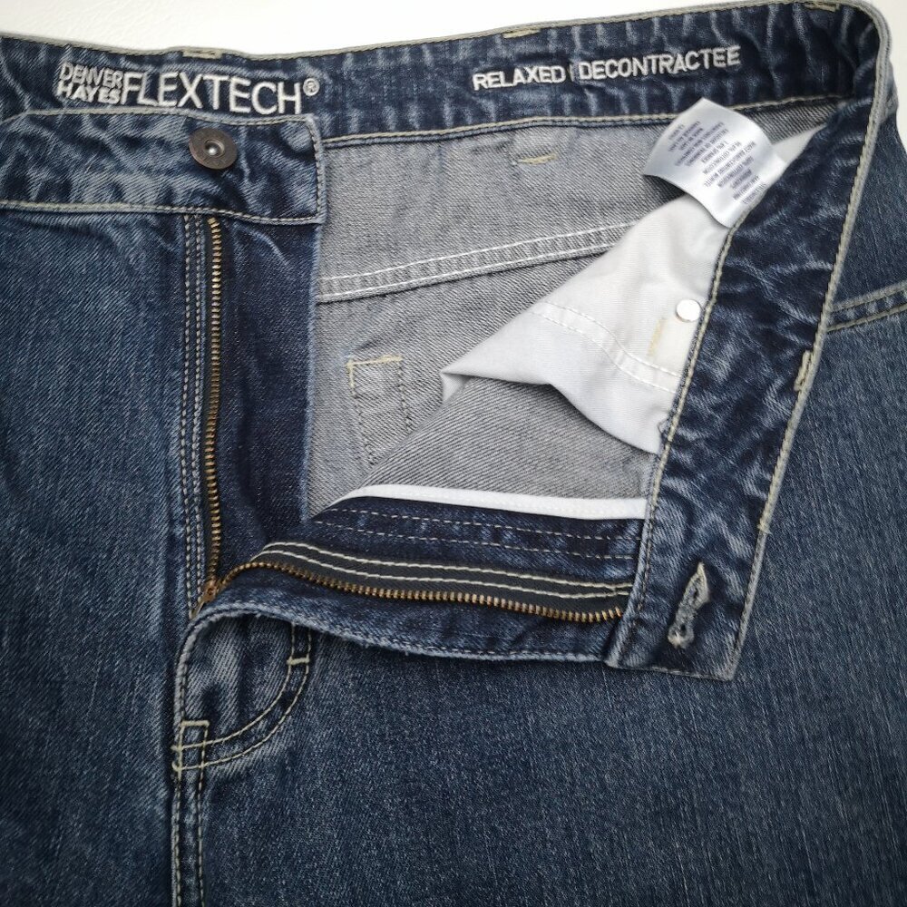 Denver Hayes Flextech Men's Size 38 Medium Wash Relaxed Tapered Leg Blue Jeans - Picture 11 of 15